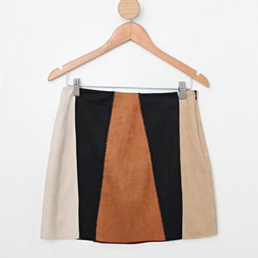 🏺 NWOT ZARA Faux Suede Patchwork Skirt 🏺